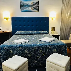 Marziah Oda ve Kahvaltı Roma